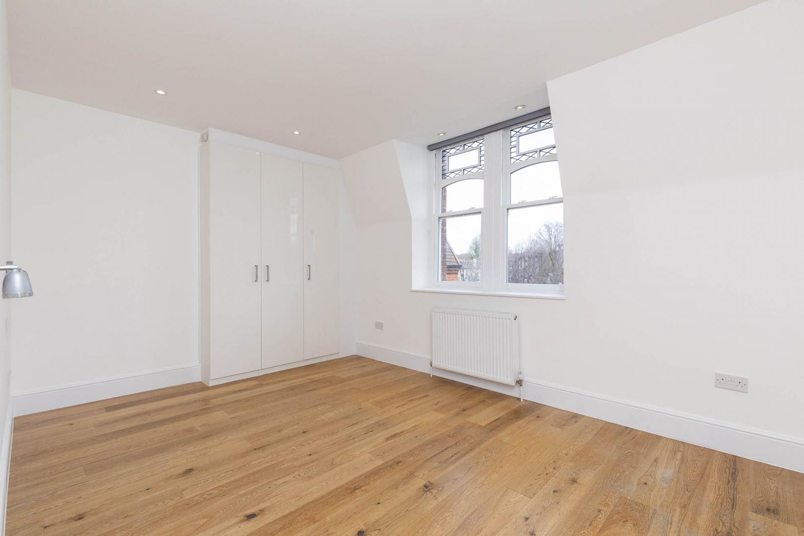 Modern Apartment Lymington Road, West Hampstead